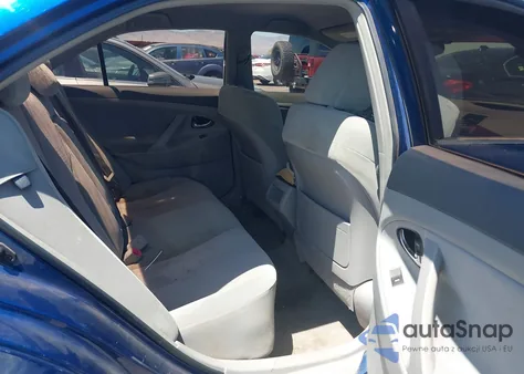 2011 Toyota Camry Le z USA, uszkodzony, nr VIN 4T4BF3EK0BR134443